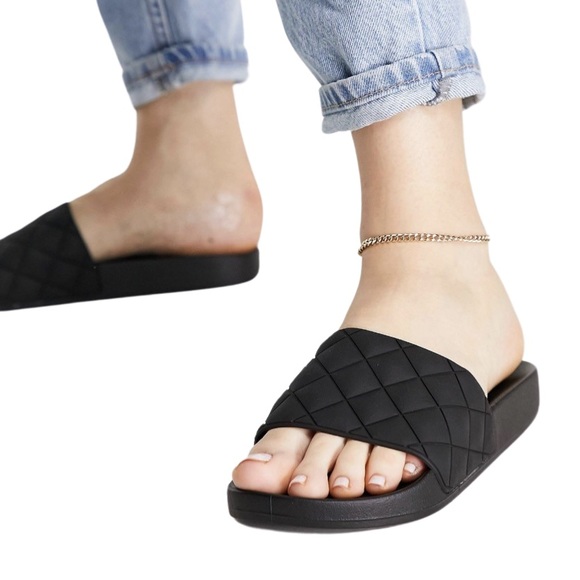 ASOS Flare Quilted Black Sliders - Picture 1 of 5